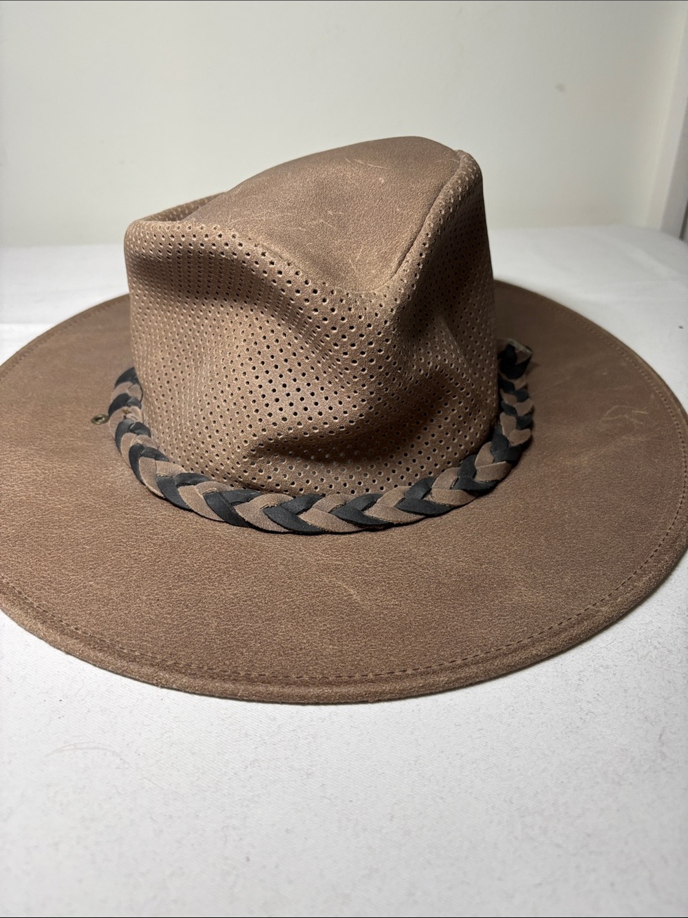 Minnetonka Brown Leather Fold Up Hat XL